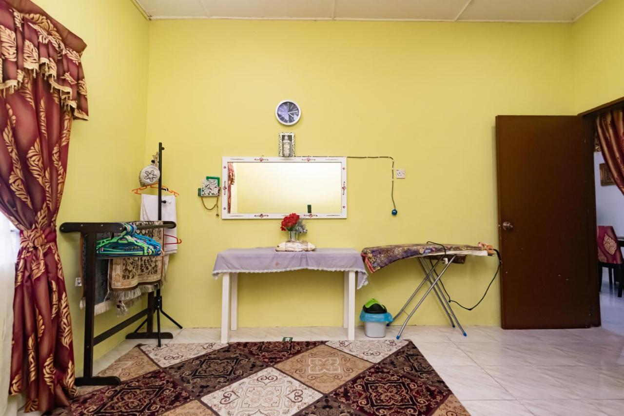 Tamu Nor Homestay Kuantan Ngoại thất bức ảnh