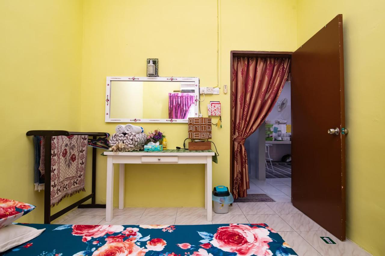 Tamu Nor Homestay Kuantan Ngoại thất bức ảnh