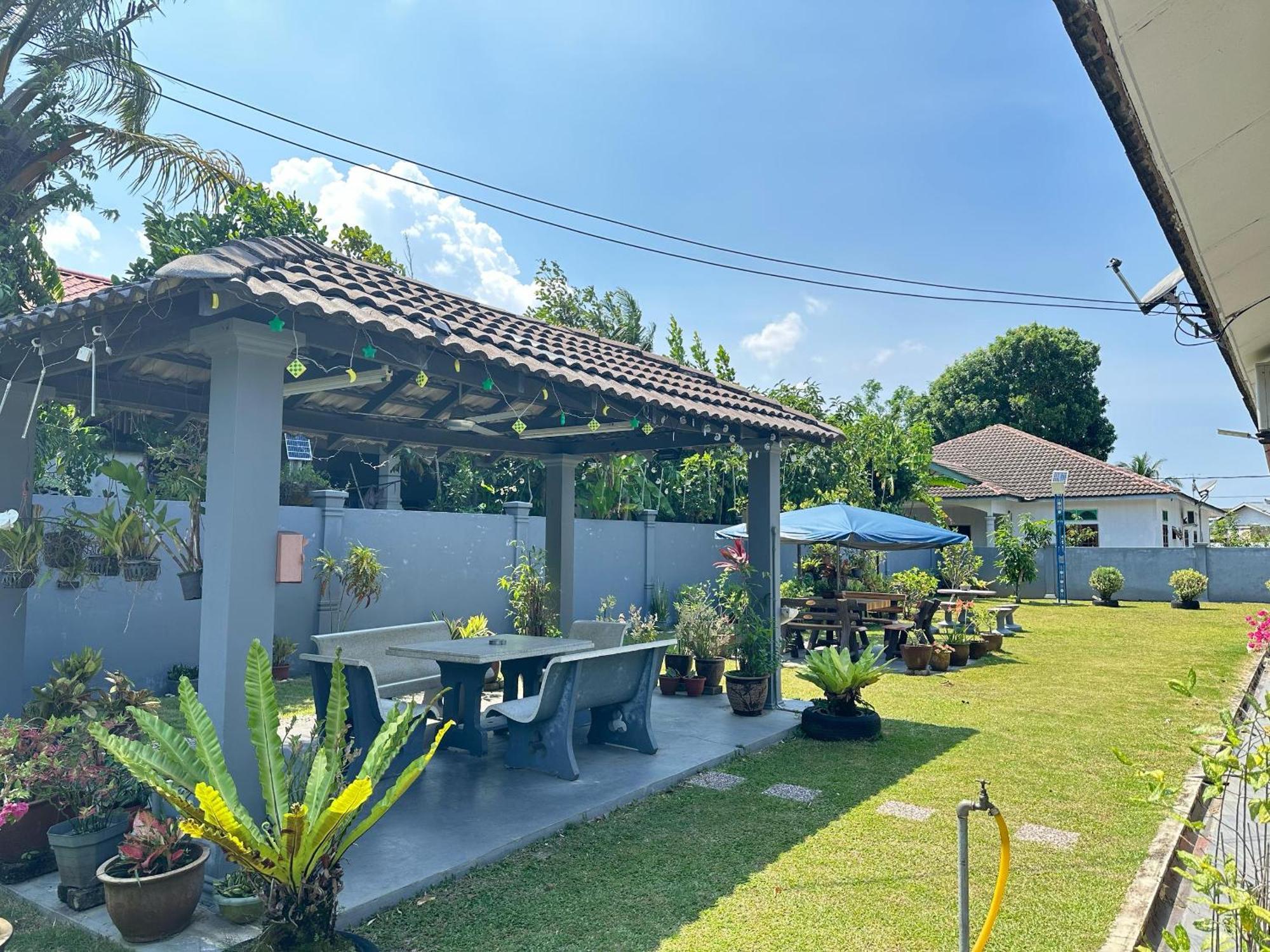 Tamu Nor Homestay Kuantan Ngoại thất bức ảnh
